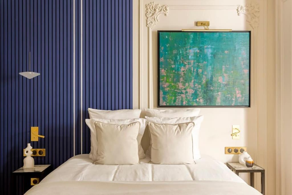 Luxury 5 Bedroom & 5 Bathroom - Eiffel Tower Appartement *